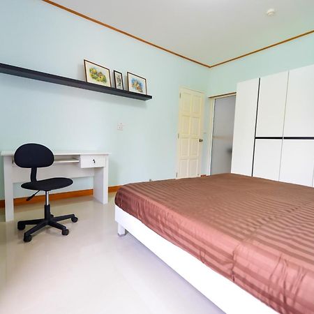 Pn Home Service @ Suvarnabhumi Airport Bangkok Room photo