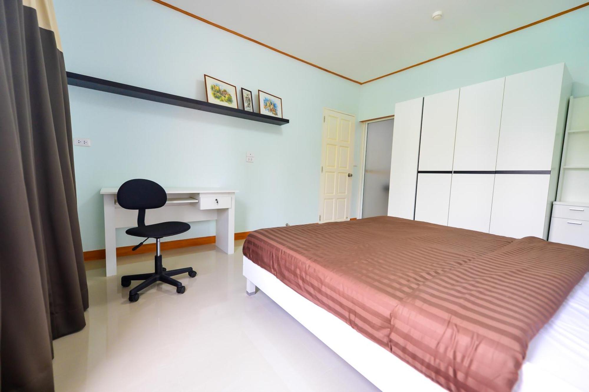 Pn Home Service @ Suvarnabhumi Airport Bangkok Room photo